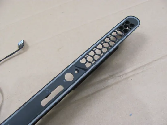 382-14 панель корпуса 05HN23  AM2VR000700 зі шлейфом DC02003NA00 для Dell Alienware M15 R3 R4  оригінал Продаж
