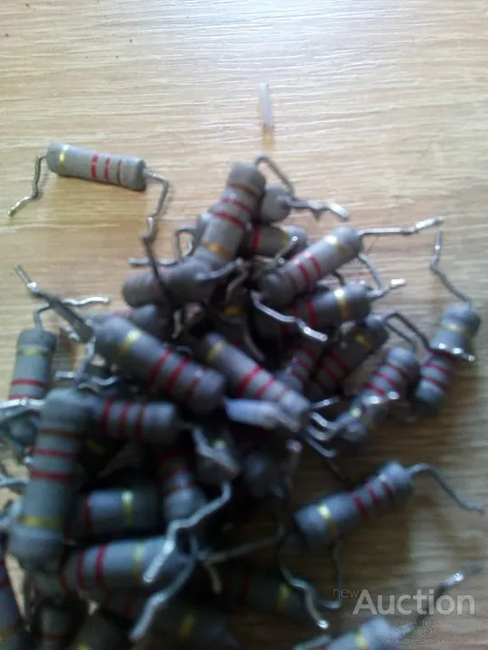 РЕЗИСТОРИ 1,2ком імпорт 10шт Продаж