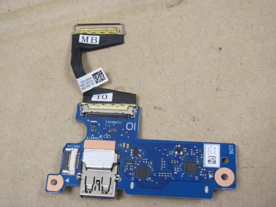 679-23 плата USB Card Reader  041CXR  для  Dell Inspiron 15 G7 7500 7501  оригінал Ціна