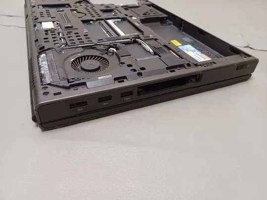 1037 DELL PRECISION M6800 core i7-4810MQ 4GB НІМЕЧЧИНА Інструкція