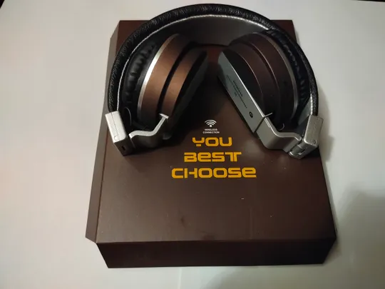 Бездротові навушники JBL Wireless Super Bass bluetooth v68 коричневі Характеристики