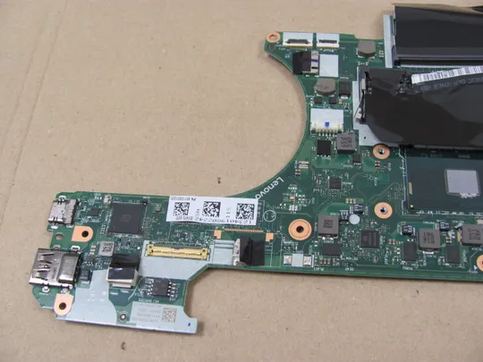 625-4 материнська плата CT470 NM-A931 SR2F0  i5-6300U для Lenovo ThinkPad  T470 оригінал в Україні