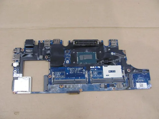 647-12 материнська плата VAZ50 LA-9431P SR1EN i3-4030U  для Dell Latitude E7240  оригінал Ціна