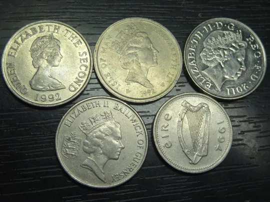 Купити 10 пенсів територій Британських островів (комплект), 5шт, всі різні