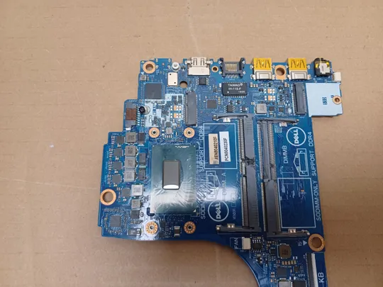 номер1057-14 материнська плата CAL73 LA-F612P i7-8750H SR3YY для Dell Gamebox G3 3579 3779 Mainboard Материнка Основна плата Системна плата Плата системи Laptop motherboard мамка ноутбучна плата оригінал Продаж