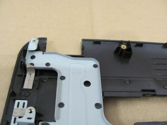 437-11 Кришка панель палмрест тачпад 646563-001 EAR180030B0 для   HP Pavilion G7-1000  оригінал На торгах