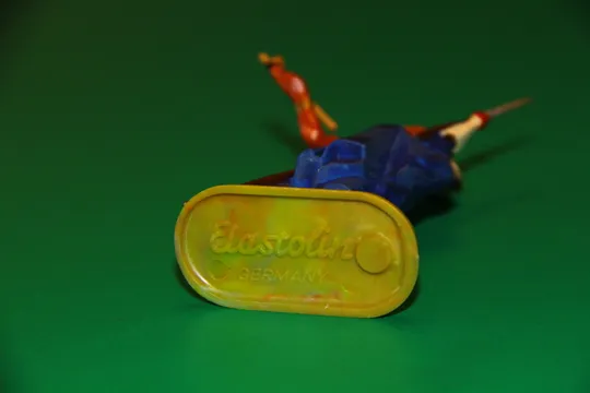 ІНДІАНЕЦЬ ВОЖДЬ ІЗ СПИСОМ у плащі  6808  индеец ELASTOLIN 70мм ФРГ З аукціону