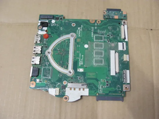 714-10 материнська плата B5W1A\B7W1A LA-D641P  SR2Z7 Pentium N4200 для Acer Aspire ES1-732 ES1-523 ES1-572 ES1-533 оригінал Інтернет-аукціон