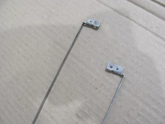 номер0418-8 кріплення з петлями  FBFH9011010 для  FUJITSU A555 A557  оригінал З аукціону