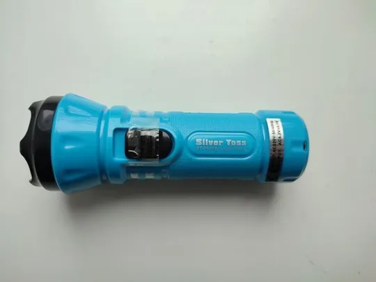 Фонарик ручной st-8901b с аккумулятором З аукціону