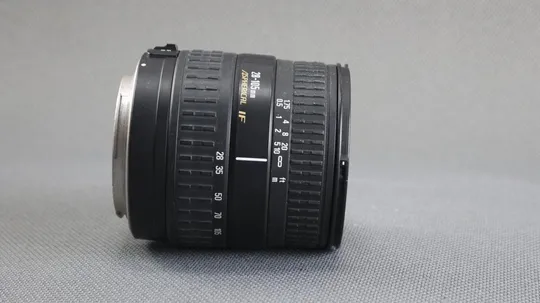 Об&#039;єктив Canon EF, EF-S зум объектив Sigma 28-105mm f/3.8-5.6 AF IF UC-III Aspherical Ф62mm Вживане Де купити