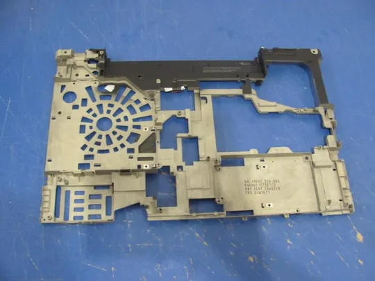 545-2 середня частина корпусу 60.4KE01.024 для LENOVO T520 W520 оригінал Ціна