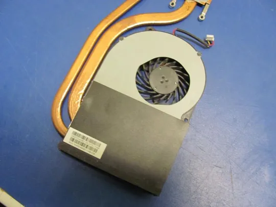№325-6 система охолодження 13N0-KNA0801 KSB06105HB для ASUS X73S оригінал З аукціону