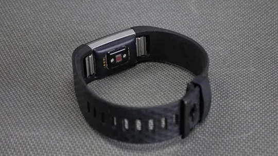 Фитнес-браслет Fitbit Charge 2 Fitness Activity Tracker Large (сменный ремешок черный) Ціна