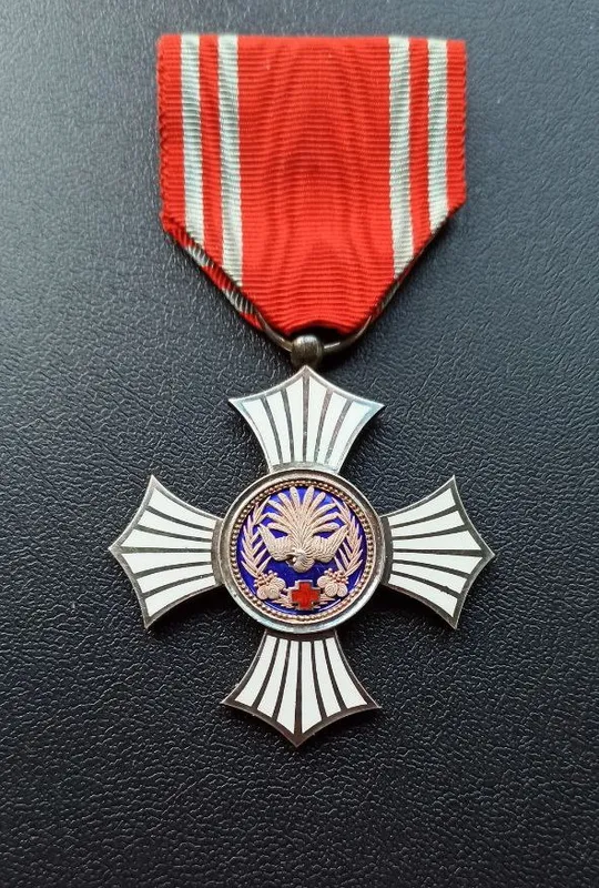 Япония Красный крест серебро Ціна