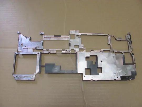 Купити номер0974-11 кріплення Механізм з&#039;єднання fastening корпусу AP2V7000K00 0CFW0X 0CCYRG для Dell Precision  7550 7560 оригінал