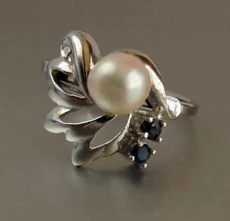 Каблучка кілечко з перлиною та сапфірами срібло 835 Germany Ціна