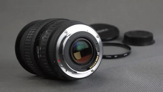 Купити Canon EF, EF-S светосильний объектив Sigma 28-70mm/2.8 EX Apherical Ф77mm