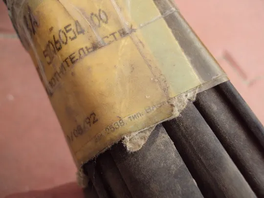 Резина уплотнитель стекла к автомобилю Нива 21210 тип. ВАЗ 1992 лот 2 шт №15908 Характеристики