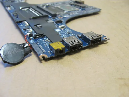 номер0990-10 материнська плата Mainboard Материнка Основна плата Системна плата Плата системи Laptop motherboard мамка ноутбучна плата  SRFD0 I9-9980HK EDA50 LA-H271P для Dell Precision 7540 M7540 оригінал З аукціону