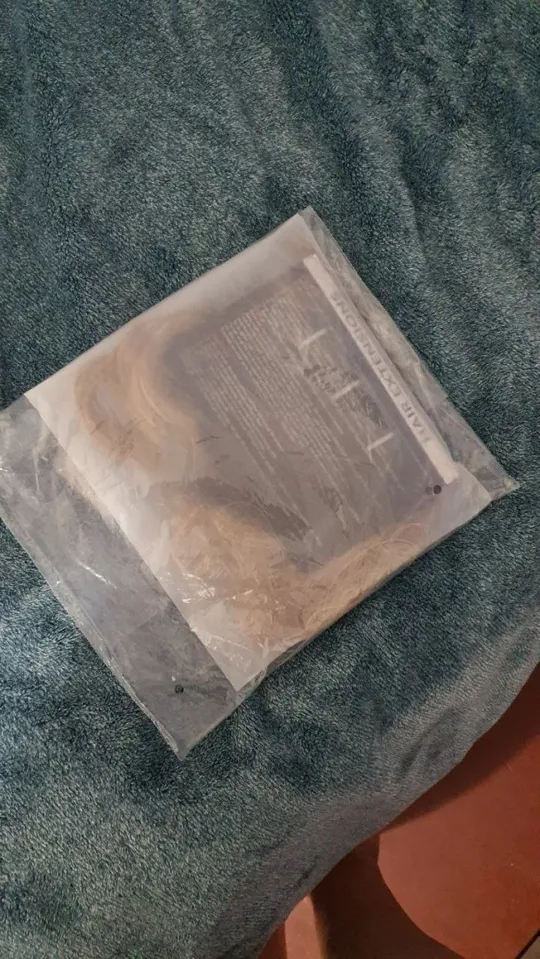 Купити Прядкі штучного волосся на заколках Р-27