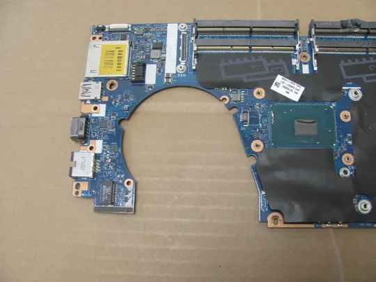 номер0965-3 материнська плата Mainboard Материнка Основна плата Системна плата Плата системи Laptop motherboard мамка  ноутбучна плата APW50 LA-C381P 848221-001 SR2FU i7-6820HQ для HP Zbook 15 G3 G4 оригінал Продаж