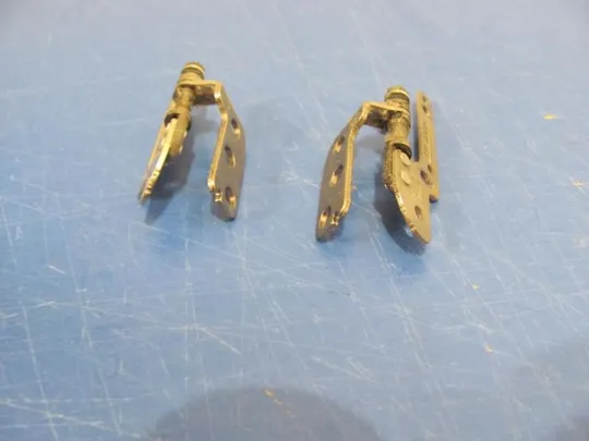 №19-49 петлі 6055B0026602 6055B0028701 для HP EliteBook 840 740 745 G1 G2 ZBOOK 14 G2 оригінал Де купити