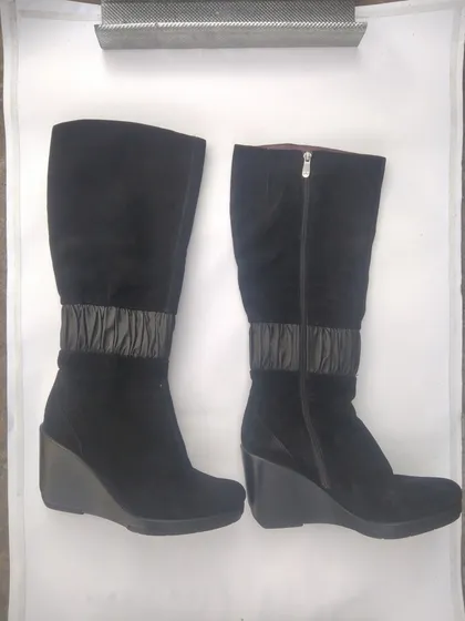 фото, Жіночі чоботи з натуральної замші. Monarch. Демісезонні.