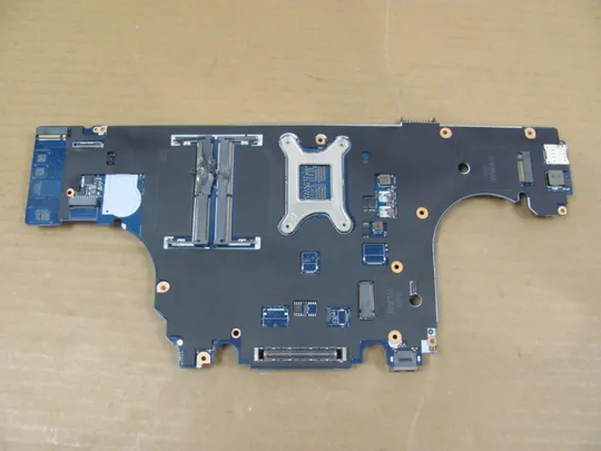 Купити 846-1 материнська плата SR32N I7-7820HQ CAP00 LA-E311P для Dell Precision 7510 7520 P53F оригінал