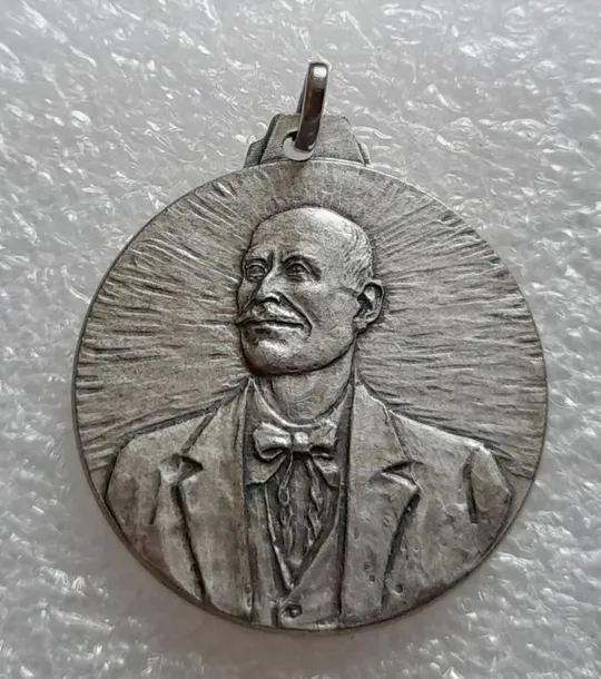 (МК2) Медальйон пам’ятний з Італії.  /кулон, медальон, підвіска, подвеска, жетон, медаль/ Ціна