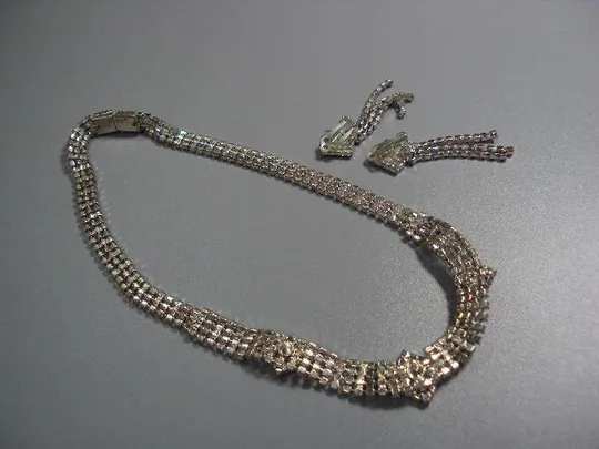 Бижутерия Чехия набор серьги клипсы и колье ожерелье чокер ромбики длина 41,7 см, серьги 5см №11251м Інтернет-аукціон