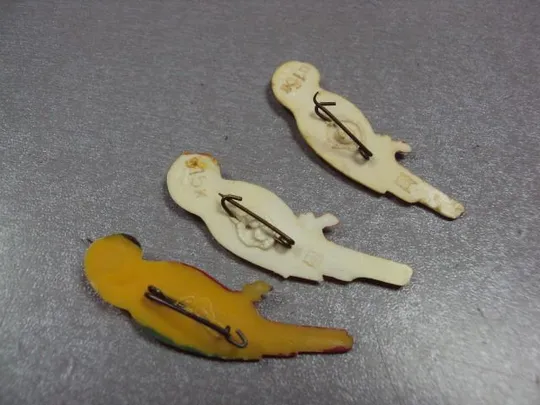 знак детский попугай пластмасса лот 3 шт №3678 З аукціону