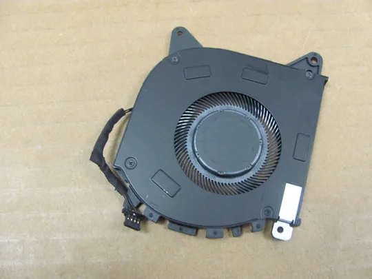 Купити 777-9  Вентилятор (кулер, FAN) 07M2CV DC28000UGSL для Dell ALIENWARE x15 R1 R2 оригінал