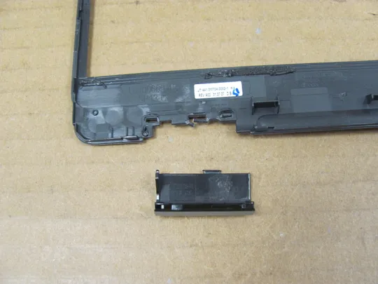 840-5 рамка матриці 460.0M702.0003 08F8VW для  DELL Latitude 5320  оригінал Недорого