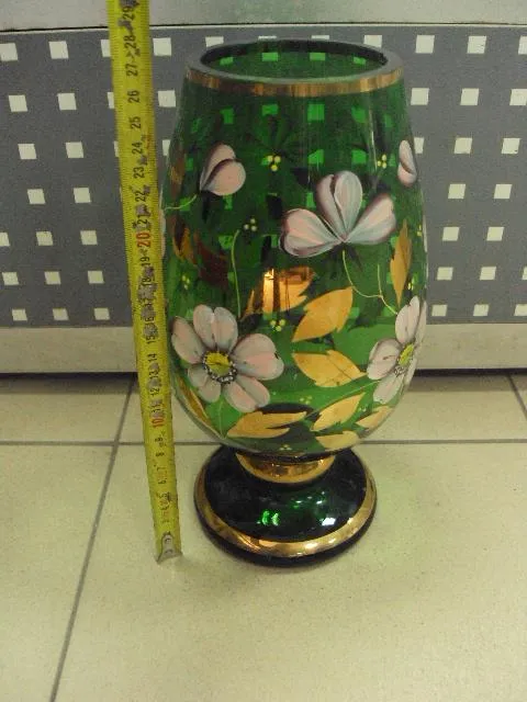 Ваза цветочки чешское стекло богемия №486п З аукціону