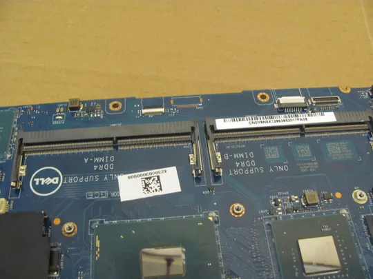 номер0917-1 материнська плата Mainboard,Материнка,Основна плата,Системна плата,Плата системи,Laptop motherboard,мамка,ноутбучна плата AAM00 LA-C361P  i7-6700HQ SR2FQ для  Dell Precision 5510, XPS 15 9550  оригінал Недорого