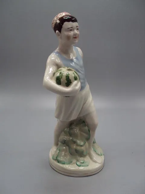 Фигура фарфор статуэтка Городница мальчик с арбузами узбек несет арбузы высота 22,5 см №14453 З аукціону