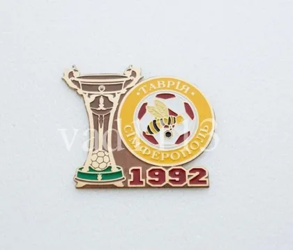 фото, Футбол значок - Чемпион Украины 1992 года Таврия Симферополь