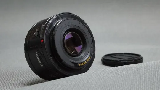 Об&#039;єктив фотообъектив Canon EF EF-s Canon Lens EF 50mm 1:1.8 версия II ф52мм Вживане З аукціону