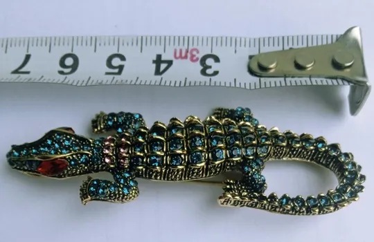 Брошь "Крокодильчик" с камнями интересная,оригинальная mv 908 Продаж