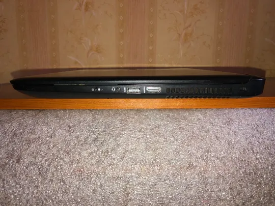 Ноутбук HP 15-ab i3-5010U/ 8GB DDR / 1000Gb/ Intel HD5500+R7 M360/3 години З аукціону