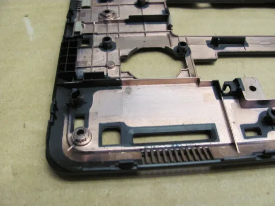 номер0201-1  Кришка, дно, піддон корпуса,Нижний корпус (дно) для ноутбука   Низ, дно, поддон,Нижняя часть AP1AP000A00 для   Dell Inspiron 15-5558, 5758 оригінал Недорого