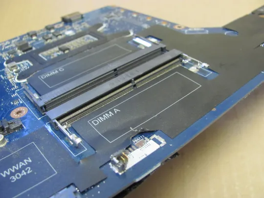 номер0990-10 материнська плата Mainboard Материнка Основна плата Системна плата Плата системи Laptop motherboard мамка ноутбучна плата  SRFD0 I9-9980HK EDA50 LA-H271P для Dell Precision 7540 M7540 оригінал На торгах