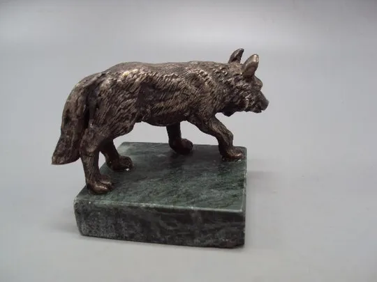 Фигура на подставке статуэтка волк серебро 925 проба вес 221 г размер 5,3х8,7х5,2х5,2 см №14274 Недорого