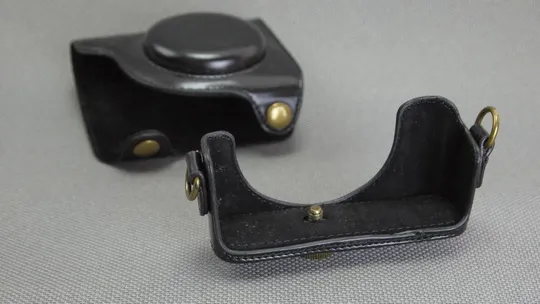 Защитный футляр-чехол для фотоаппарата SONY DSC-RX100, DSC-RX100 II, DSC-RX100 III с объективом З аукціону