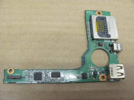 555-22 плата USB CARD 6-71-W8701-D02A для Clevo W87CU оригінал Де купити