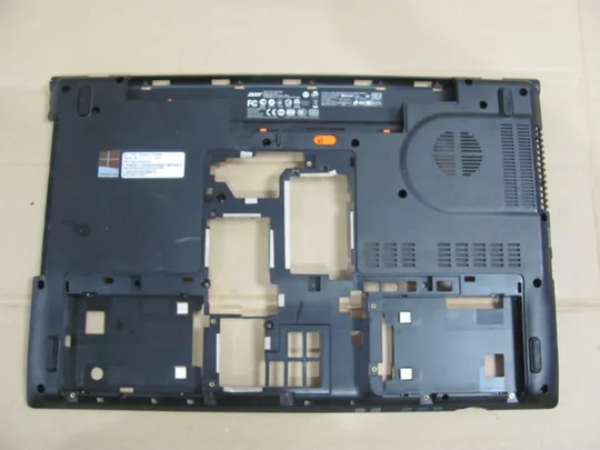 663-6 Кришка дно піддон корпуса 13N0-7NA0411 для Acer Aspire V3-772 V3-772G оригінал Ціна