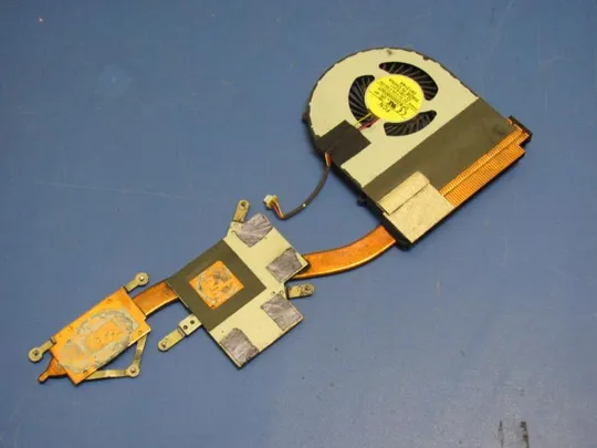 №115-30 система охолодження DFS200005030T для DELL INSPIRON 15 7000 оригінал Ціна