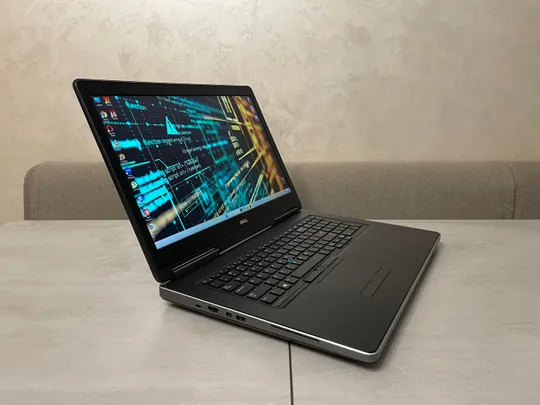 Dell Precision 7720, 17,3&quot; FHD IPS, i7-6820HQ, 16GB, 256GB+1TB, Nvidia 6GB. Гарантія З аукціону