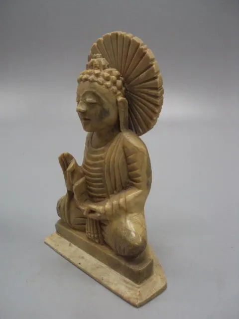 Фигура натуральный камень статуэтка сидящий Будда в позе лотоса высота 13 см вес 382 грамм (№1386) З аукціону